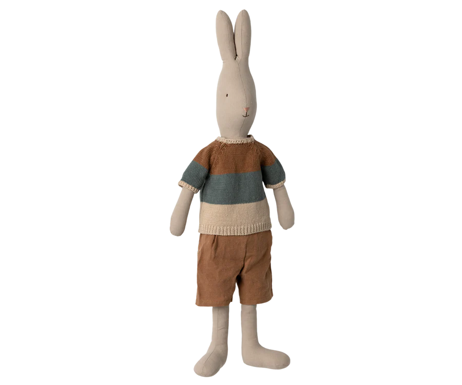 Rabbit, Size 4 – Knitted Shirt and Shorts