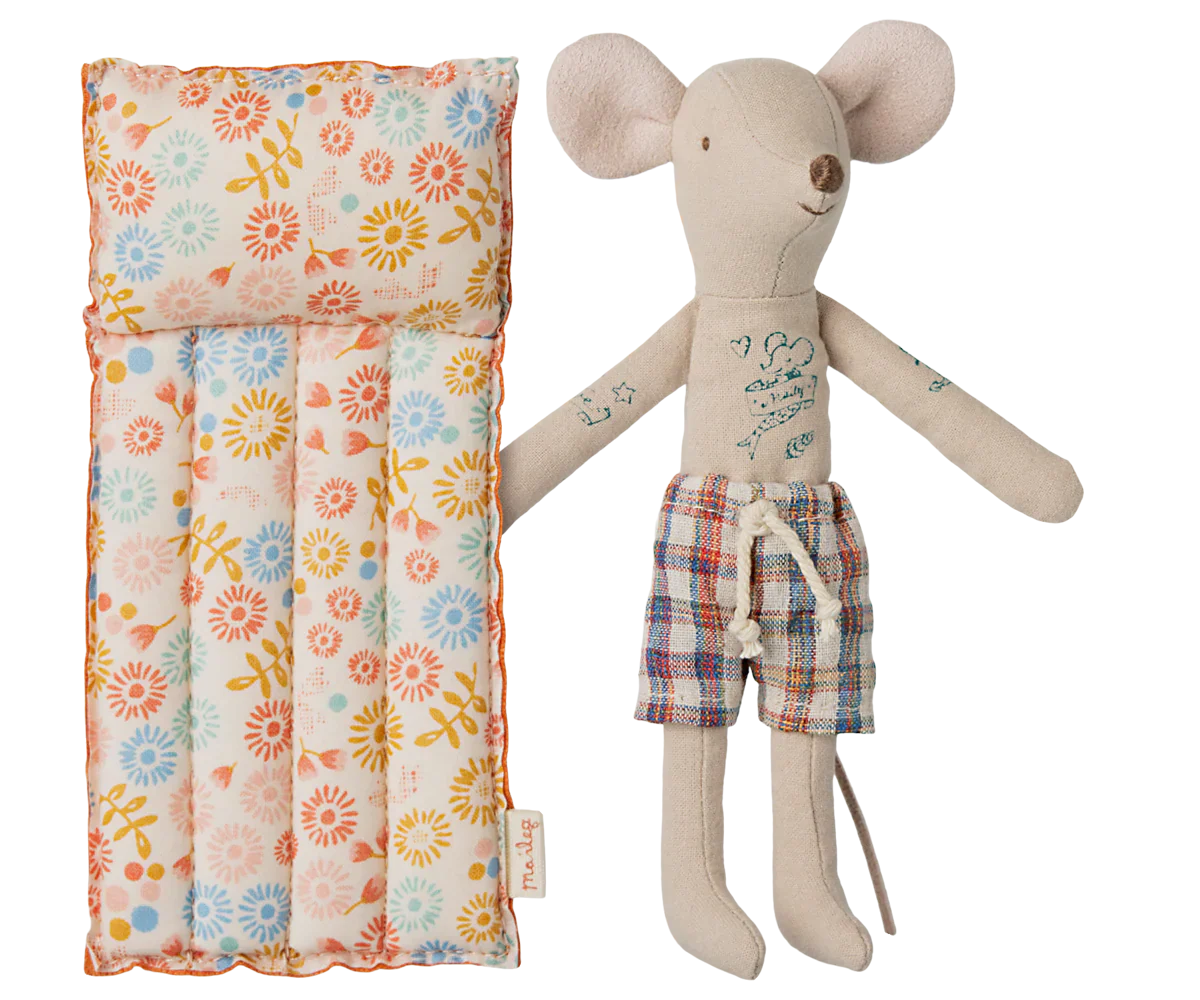 Beach mouse with air mattress, Dad – Flower