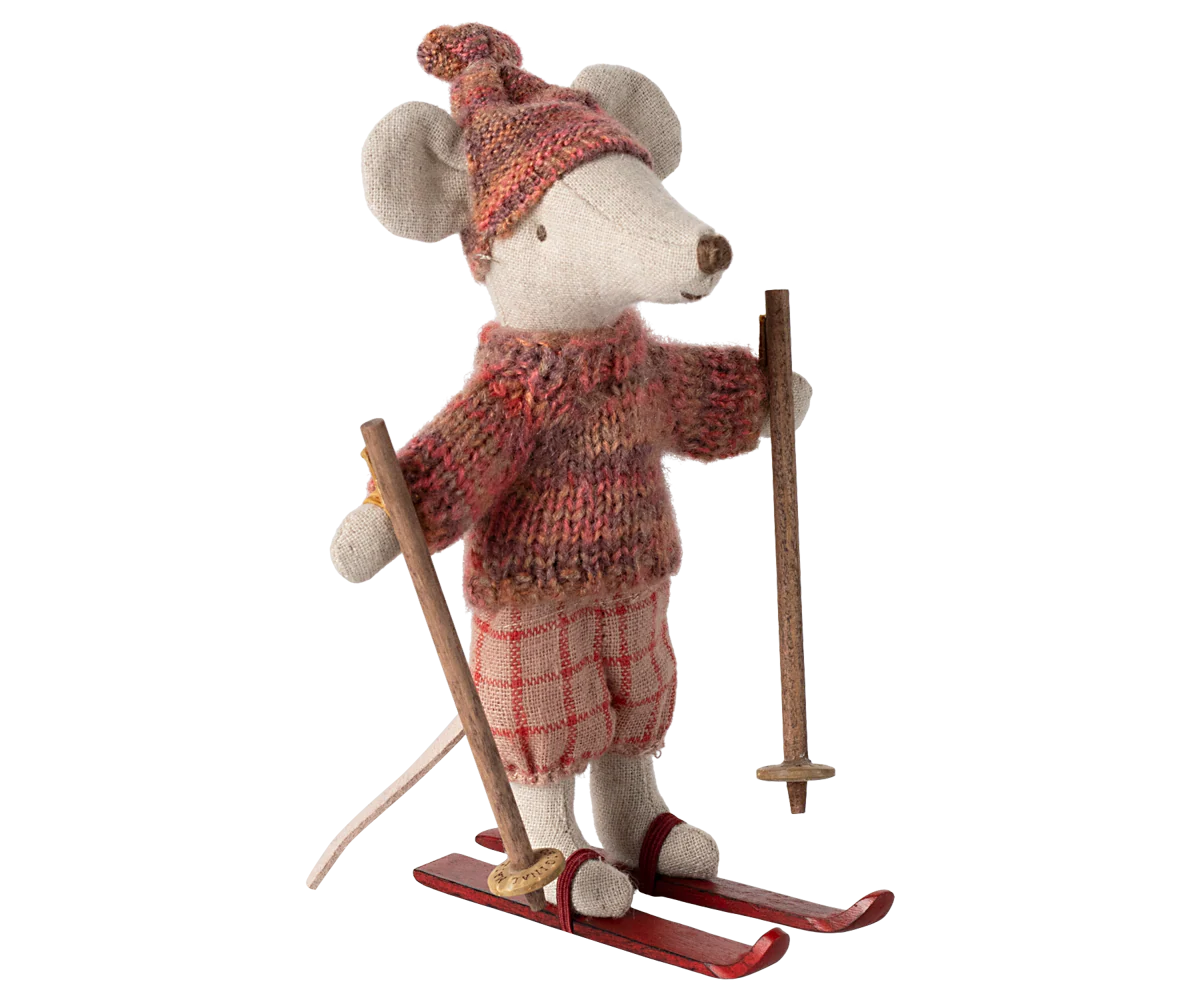 Winter mouse with ski set, Big sister – Rose