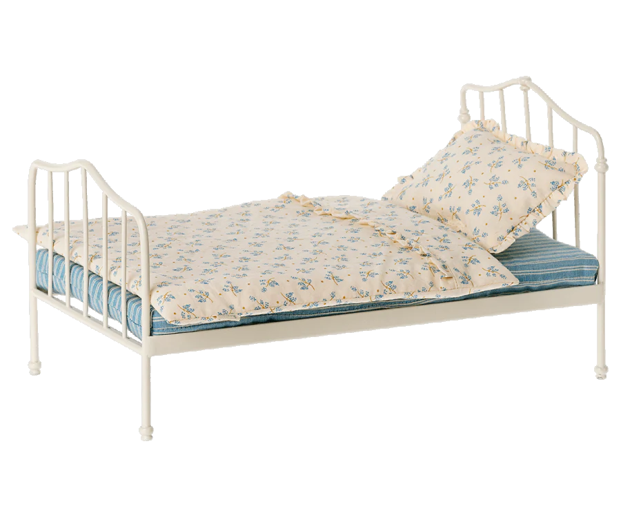 Vintage bed, Miniature-Blue